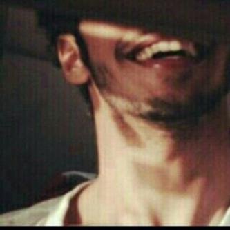 أبيع خافق موطني وأغٺرب لہ ... ❤