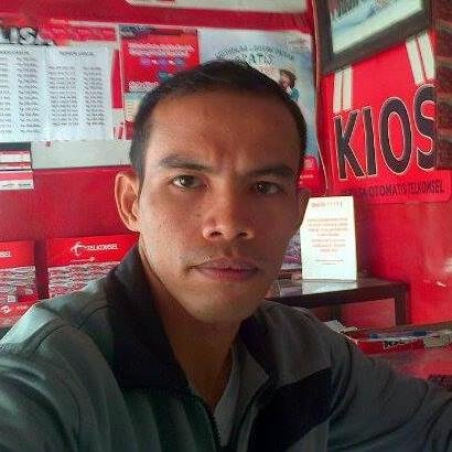 adhypusing's profile picture. 