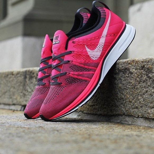 Nike_FlyKnit_'s profile picture. Look to us for product updates, new ways to customize, and ways to get involved with Girls On The Run #UnapologeticallyYou