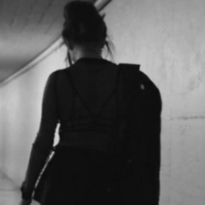 there's a million reasons why I should give you up, but the heart wants what it wants ☯