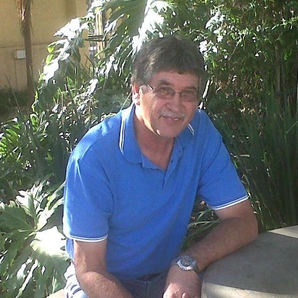 PeetvdVan's profile picture. 