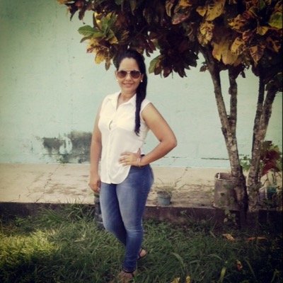 Vivo despeinada & Mi cerveza es victoria.♥