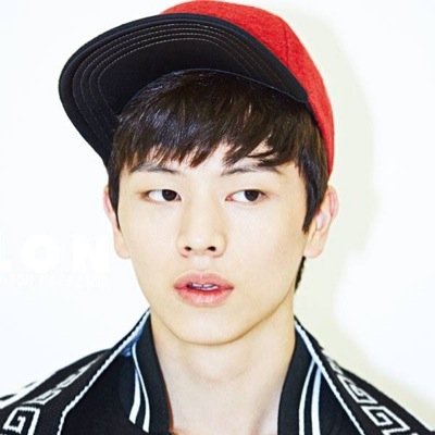 B T O B 95. Pemilik bibir ceper. RL on DM. 한국사람.