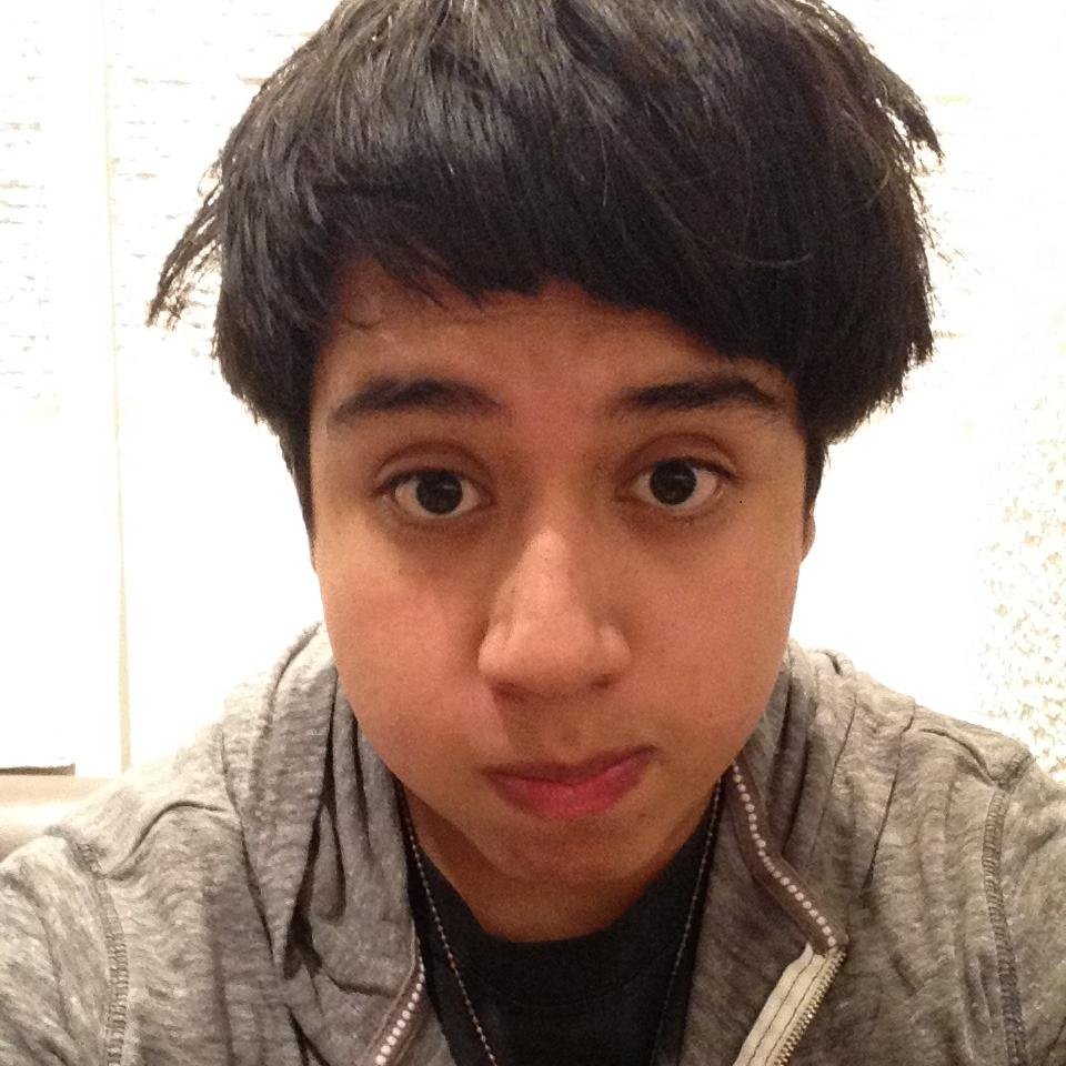 No much to say, I'm 19 years old and I live in Perth, My hobbies are play videogames, watch anime and hang out with friends #LatinPower #Spanish #English