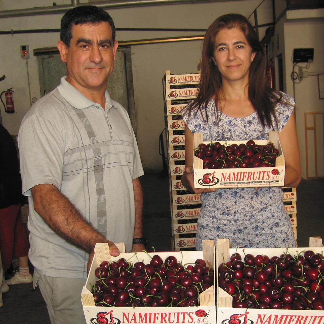 Gerente Namifruits, Producción, Comercialización y Exportación de cerezas, melocotón, nectarinas, paraguayos, platerinas, peras y albaricoques.