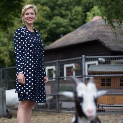 MarloesBorsboom's profile picture. Wethouder duurzame stadsontwikkeling, cultuur, groen en dieren (GroenLinks) @Gem_Rijswijk