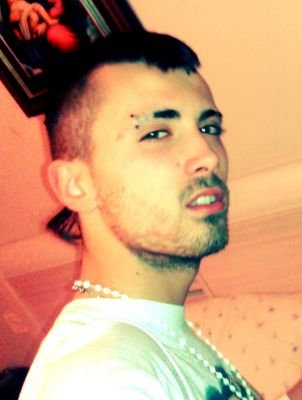 ₩¡Me la pone Dura cuando ablais mal mierda de Mi , seguir empalmandomela!₩