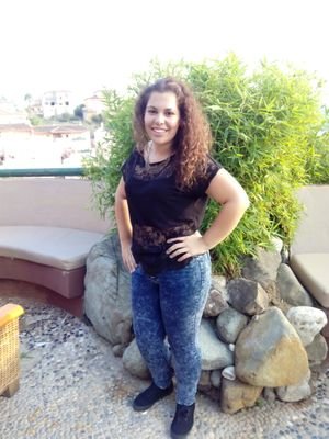 19..Bailaora de la Panda bataná. amante de los verdiales, divertida, simpatica,cariñosa!! Luchando por mis sueños..