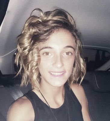 esttefi5's profile picture. 