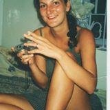 suzyvials's profile picture. 