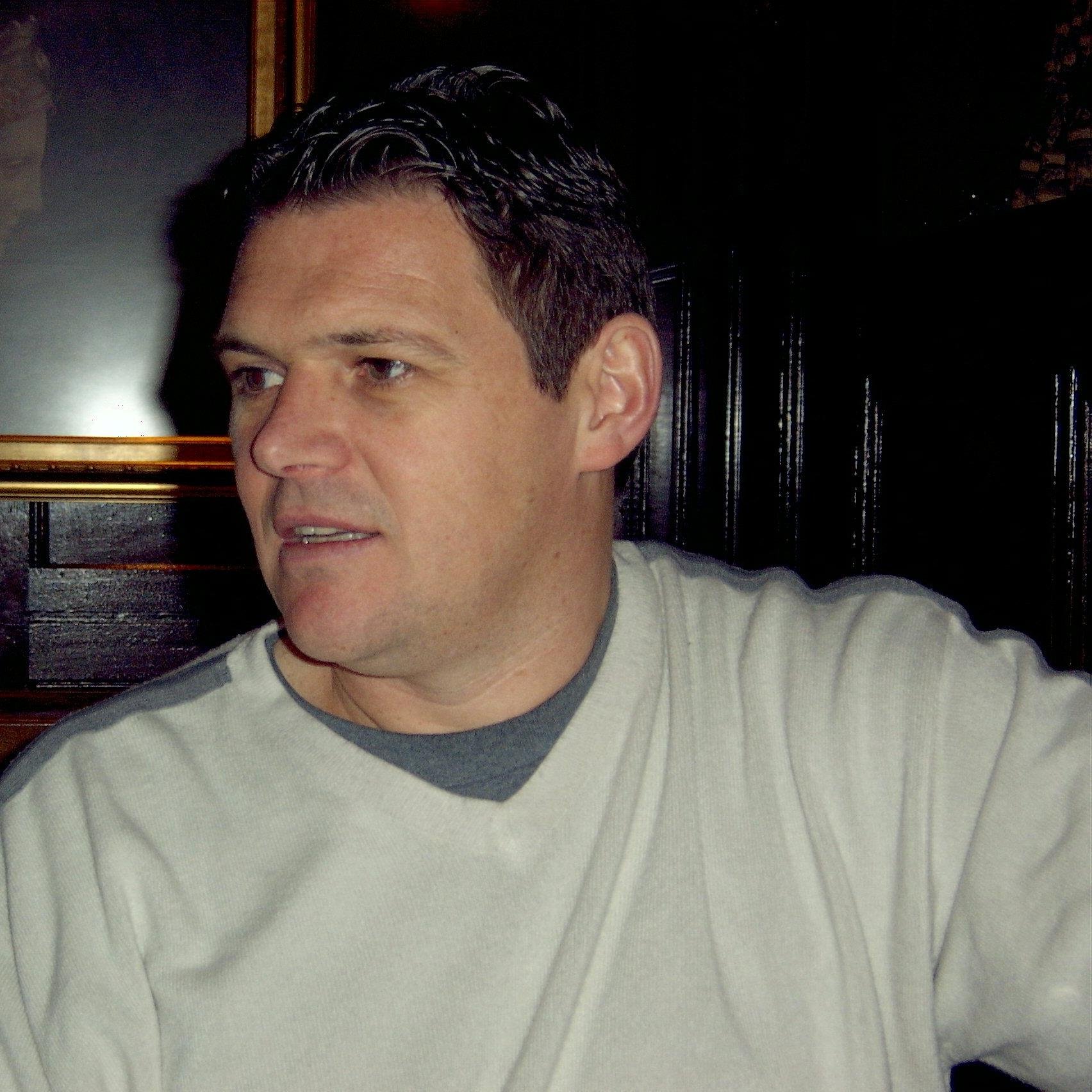 App development with AJ Robbotech, business advisor, procurement specialist, sports mad, dad and husband.