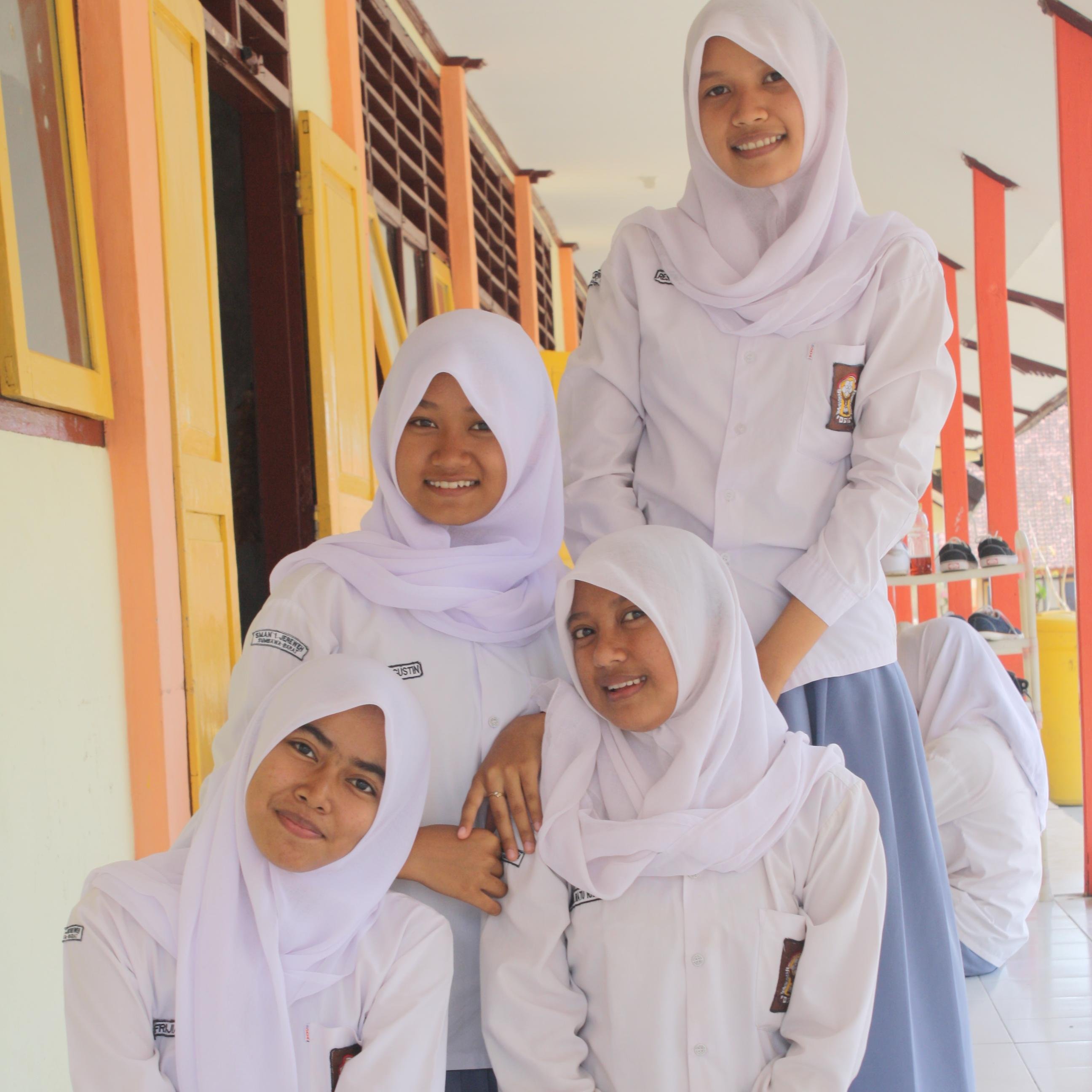 assalamualaikum ayii... :)