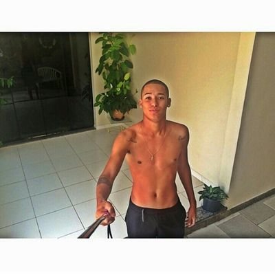 Instagram : OtavioGueddes