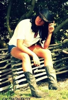 melany_bain's profile picture. 