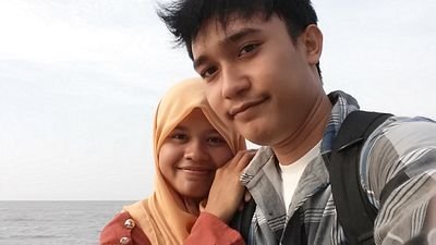 saya sudah dengan wanita sholeha.. agamanya baik n bisa merubahku menjadi lebih baik lagi,, ingin berubah n belajar berubah mnjd Hamba Allah.