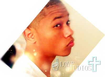 Male,Coloured,21,College student,
Languages: ( ONLY ENGLISH )
Talkative, Random, ^-^ Down to earth