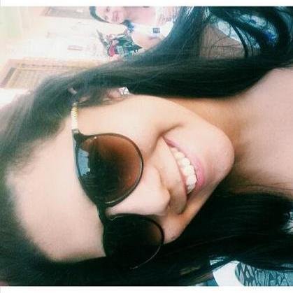 sweetchil_d's profile picture. Amante de poesias, filha de Cristo e escritora nas horas vagas. Dança, Demi, mpb, livros, Cazuza, Mallu Magalhães e Marcelo Camelo ♥