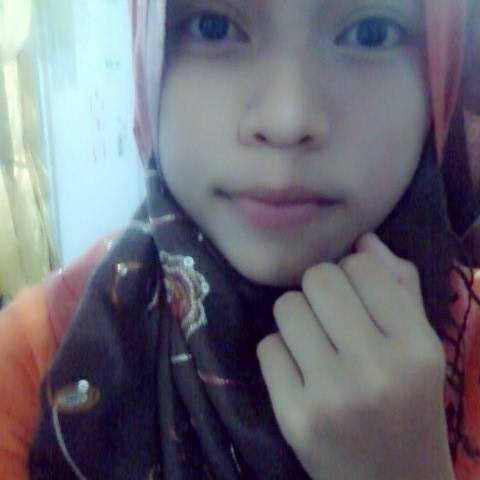 Nurul Athirah , Thirah , berumur 14 tahun dan berasal dari Sabah ..