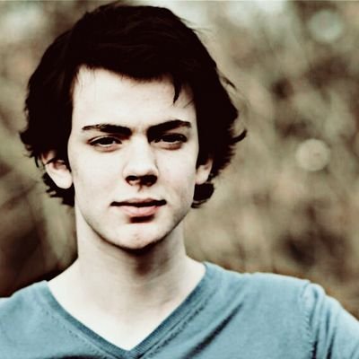 Edward van de hamilton - Amsterdam April 23th 93- a halfblood demon