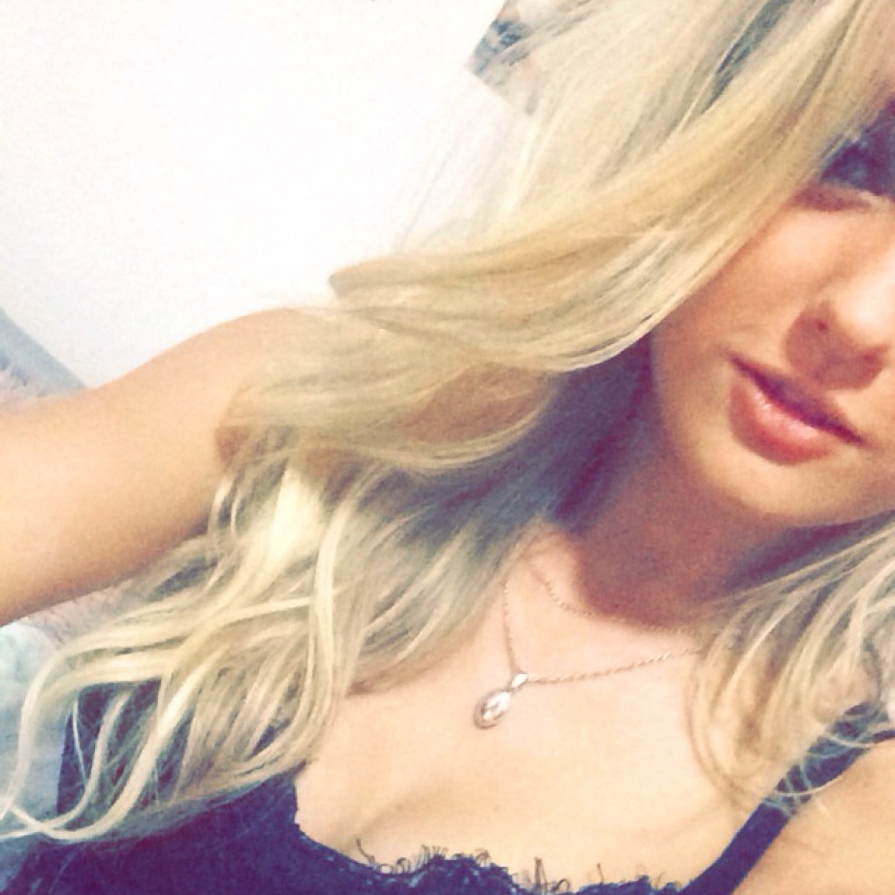 KaatieMoore's profile picture. life is fucking mint Insta~ katiemoore24