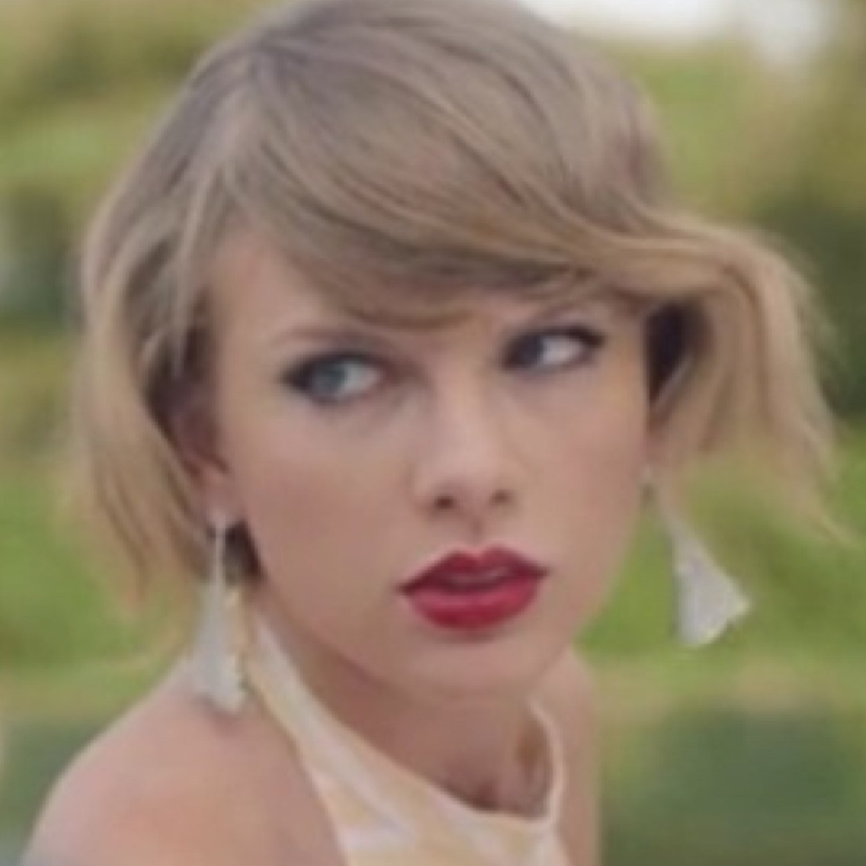 Quem é ela?? Taylor Alison Swift, isso já basta
