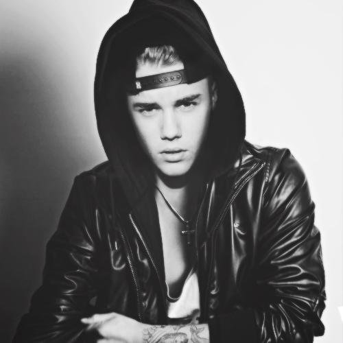 this page is dedicated to the one and only Justin Bieber so if u are not a belieber u should better leave this  page immediately!Belieber and also a  mahomie♥ ♥