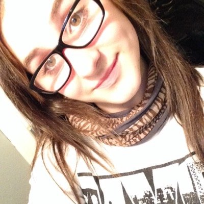 Hello my name is Erika and I just started Twitter so I have no followers I love one direction i love niall
