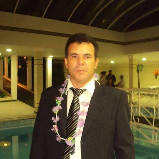 não sou expectador neste mundo de desigualdade.sempre faço algo para que o amanhã seje diferente