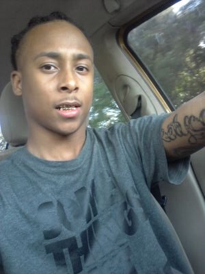 #MoneyMakinMission #BossShit #WinTeam #Real Niggas Fuck wit me And Ion Give a Fuck who Dont! #FollowMe Cause yo BabyMoma Do