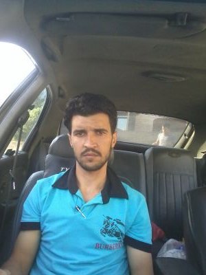 افتخر اني سوري