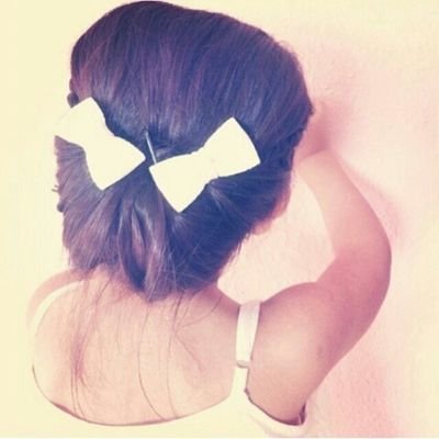 اسمي اميره..قصيميه أحب كل شي بالحياة و أولهم (انت)