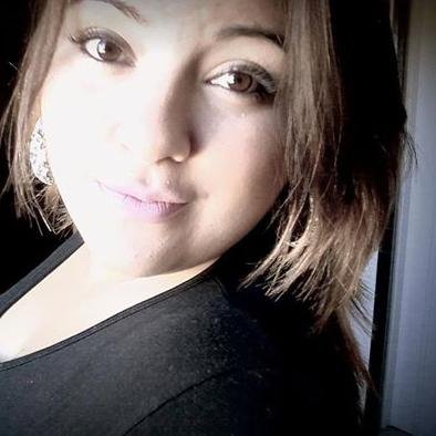 DutraJulianne's profile picture. 