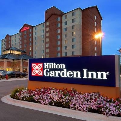 HGIOHARE's profile picture. 252 rooms, 7000 sq feet of meeting/event space, Garden Grille Restaurant and Bar, and O'Hare's only indoor "Cool Pool".