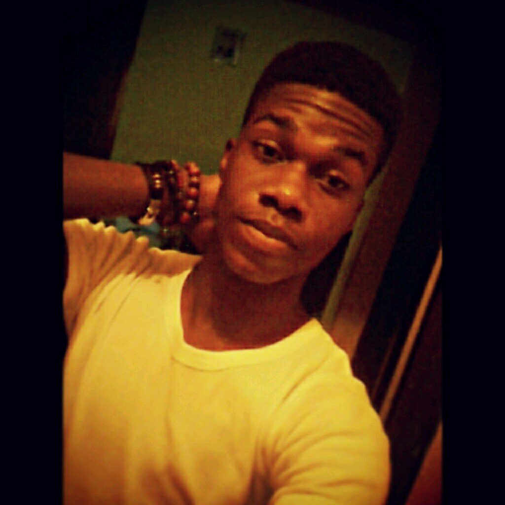 |oct 26| For Bookings?? Go to the Library!! Can't Stand Idiots -__- ♥God ♥GreatMusic & Middle finger to you. .If you take My tweets personnal tho..«☺ #okBye