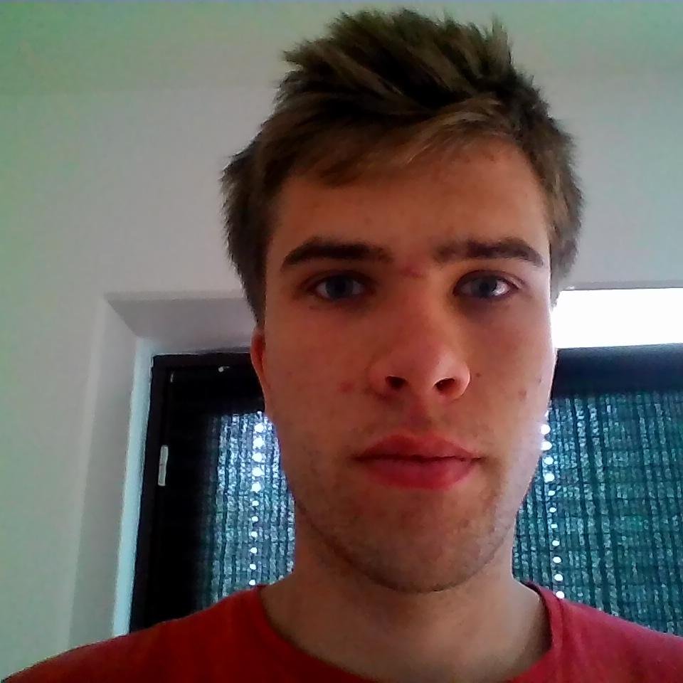 Software developer. Fan of Washington Football Team and who ever plays the Cowboys....