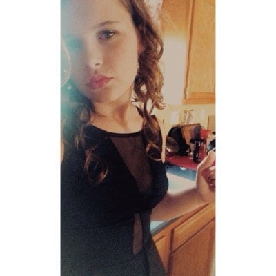 _hgwrts's profile picture. 96.Hogwarts. Lana Del Rey. Selena Gomez. 5 Seconds Of Samma'