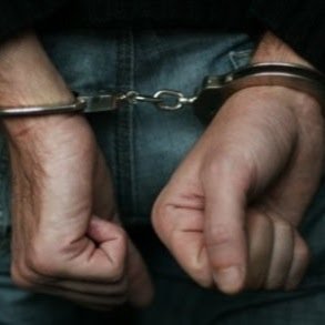 Sokaktakikavga's profile picture. sokaklar anlatır herşeyi sokaklar sevdirir veya nefret ettirir insana yaşantısını