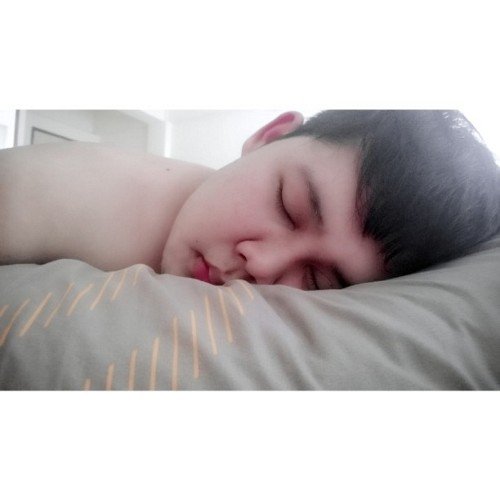 Line: ratthapon4096 / Ig: ice_ratthapon