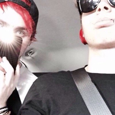 I JUST GAVE YOU A FREE FOLLOW...PLEASE FOLLOW @smxlehemmings