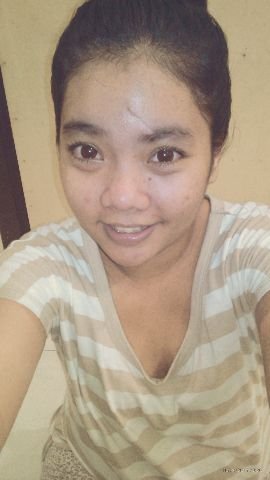 Mama dari kedua anak yang bernama emely&elvann , istri dr waisakaprema ♥