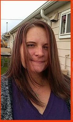 33 yrs old,mother of twins,love scary thriller movies,huge fan of Ghost Adventures