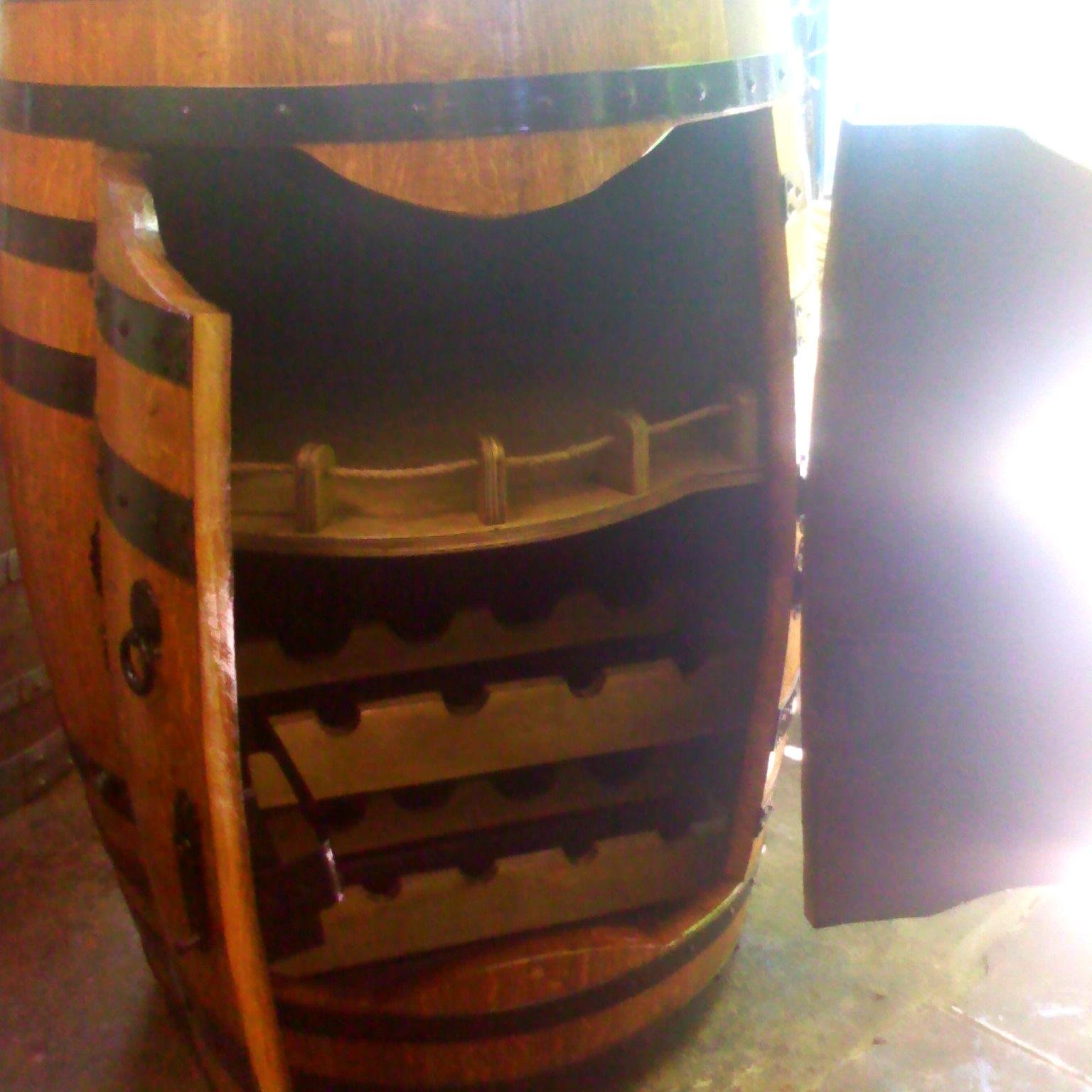 ARTE_BARRICAS's profile picture. Nos dedicamos a la Artesanía en Barricas de Roble. Ofrecemos Bares, mesas, maceteros entre otros productos con finas terminaciones.Muebles de calidad.