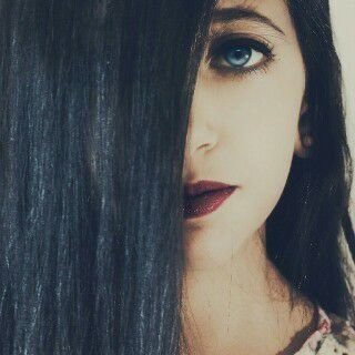 @nourh_alzaid اراكِ الهوى وبسمة العمر واراكِ الحياة وكل الحياة