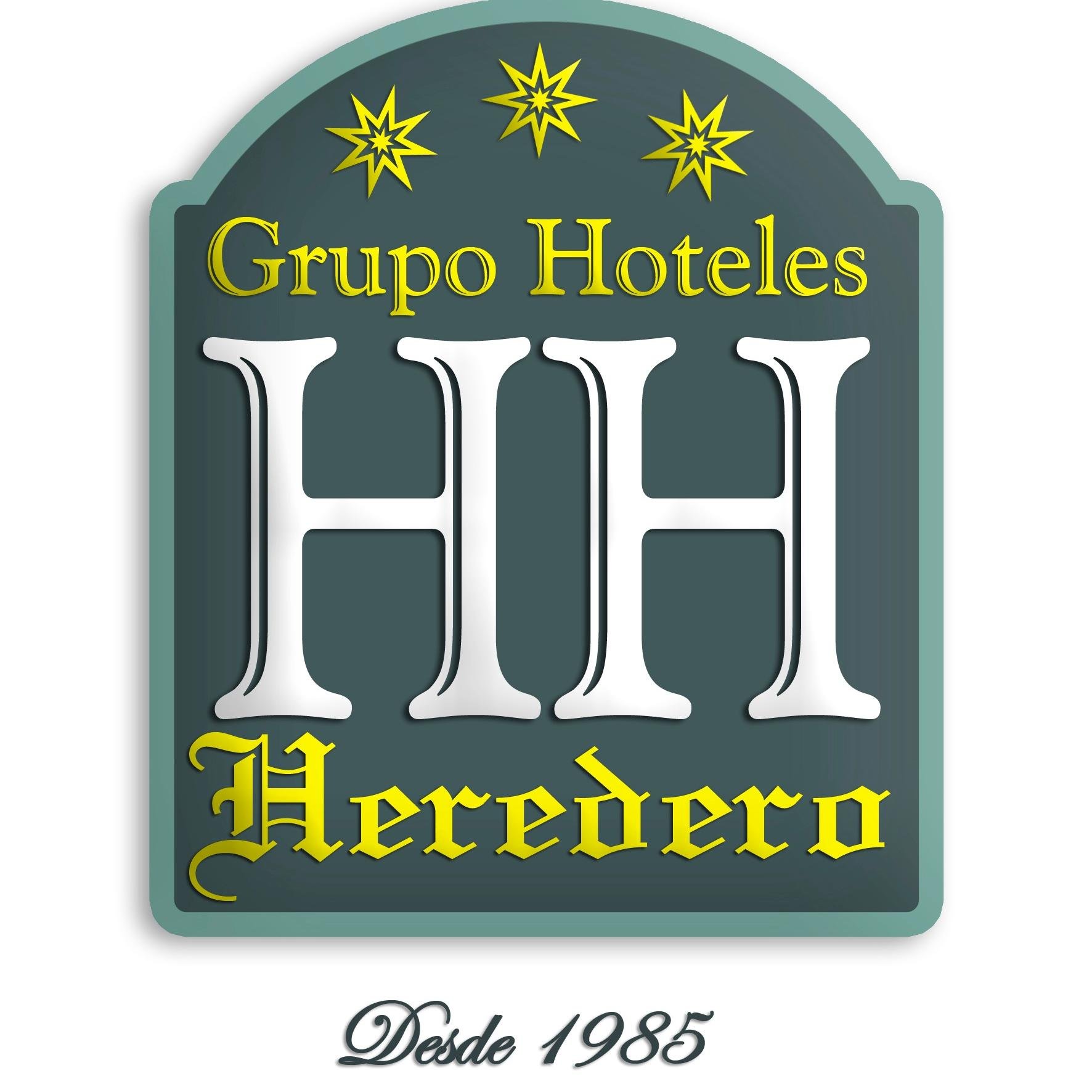 Servicios que ofrece Hotel Los Templarios... Brasería, Cafetería, Restaurante, Pub, Disco-Café, Piscina...