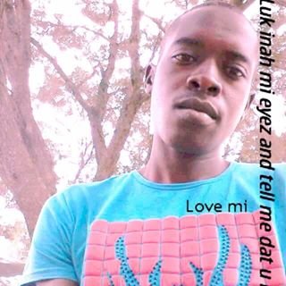 CisomR's profile picture. its easy to take a blackman lyk me out of the bush bt u cant take the bush out of mi