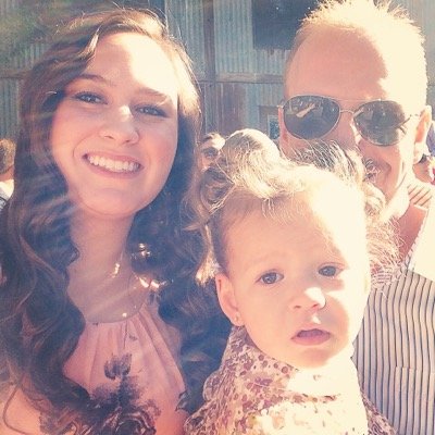 CaswellHoneymoo's profile picture. Newly married and doing everything we can to survive