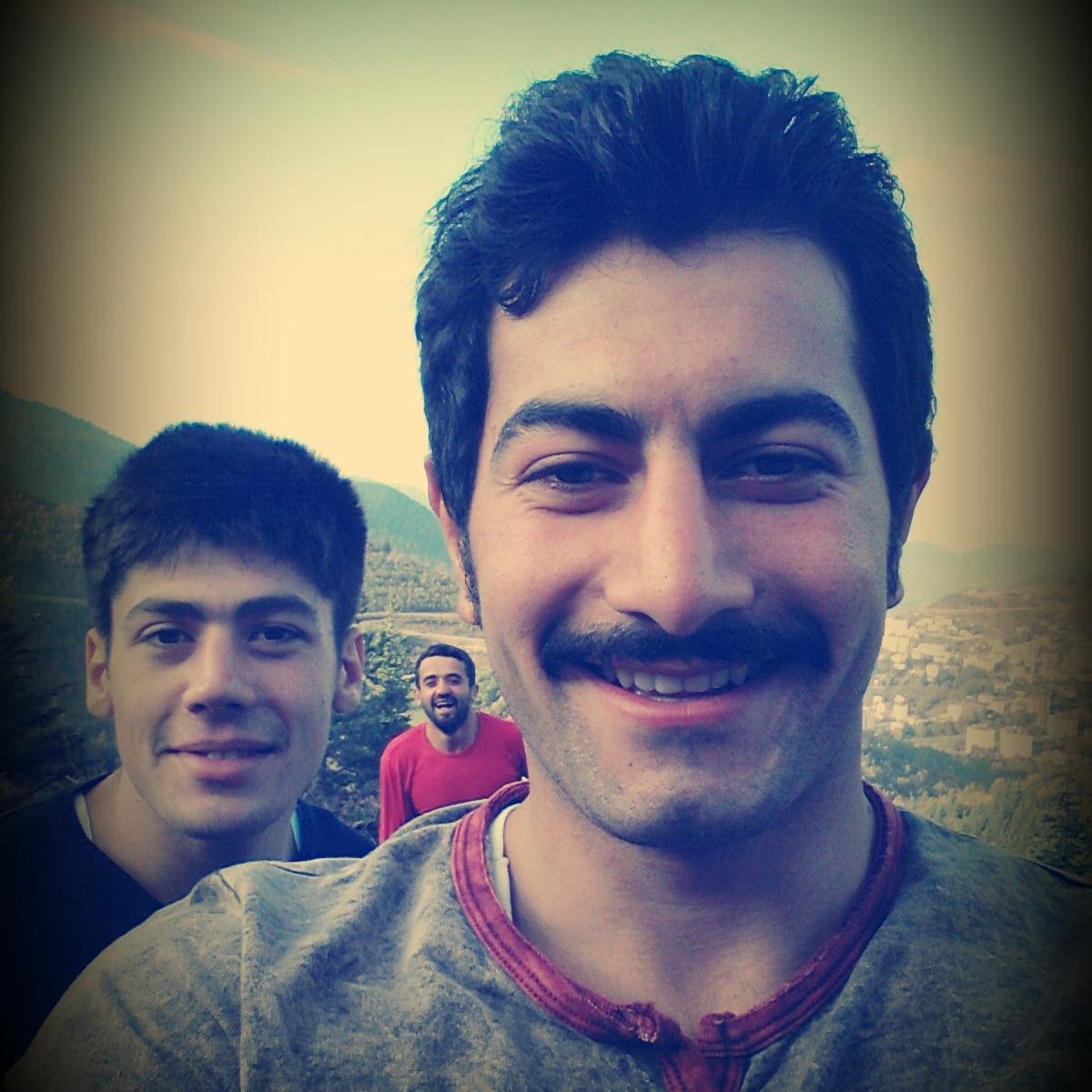 İyi Oldu Güzel Oldu Çokta İyi Oldu :) Kastamonu Üniversitesi - Yaş 20