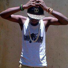 Founder/CEO Of Haii Suka Clothing|Fashion Desinger |Dj|Graphic Desinger |Deep & Soulful House Frik|Creative|Fashion frik |Kasi swagg |Hussler ||Wife @Mini_Mbali