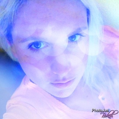 MiriamKurapkat's profile picture. 