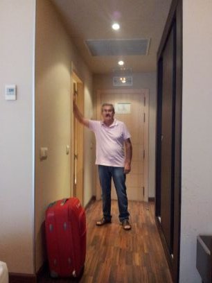 ramonpb13's profile picture. Refractario especial. Amigo de mis amigos. Nuevo en #twitter, sigueme!